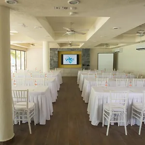 Tukan Hotel Playa del Carmen